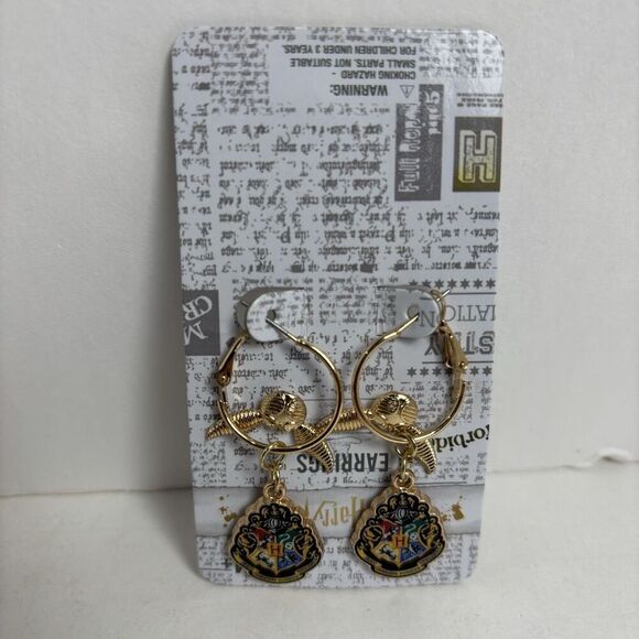Harry Potter Hogwarts Symbols Zinc Alloy Earrings Set for Women New Rare - Picture 1 of 3